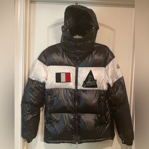 Moncler Gary Black and White Down Puffer Jacket with Logo Patches